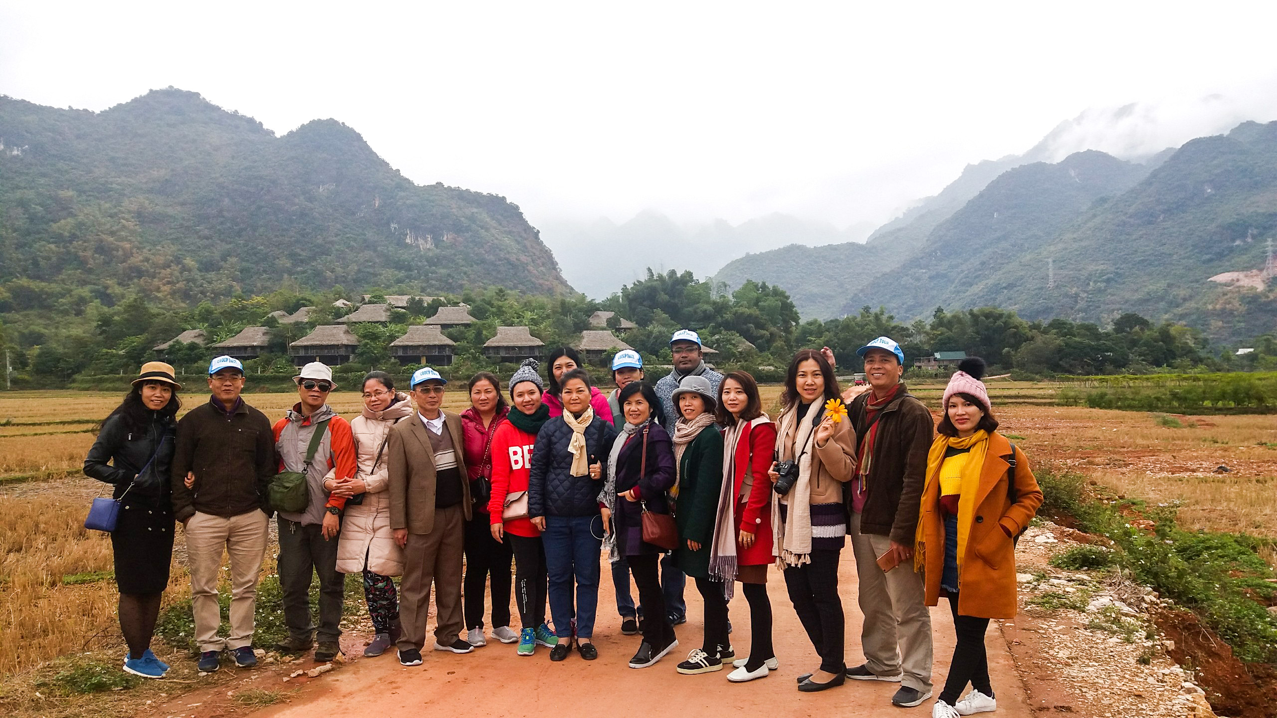 Hình Ảnh Đoàn chương trình Mộc Châu Khởi Hành 30 - 31/12/2017 - Ảnh 6 Hình Ảnh Đoàn chương trình Mộc Châu Khởi Hành 30 - 31/12/2017 - Ảnh 6