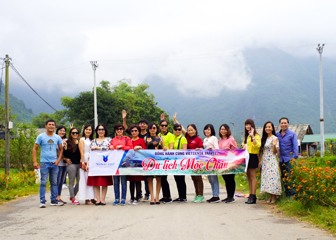 TOUR DU LỊCH MỘC CHÂU MÙA HÁI MẬN – 3 Ngày 2 Đêm - Ảnh 6 TOUR DU LỊCH MỘC CHÂU MÙA HÁI MẬN – 3 Ngày 2 Đêm - Ảnh 6