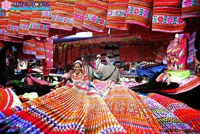 Những điều rất riêng tại chợ Lào trên cửa khẩu Lóng Sập Những điều rất riêng tại chợ Lào trên cửa khẩu Lóng Sập