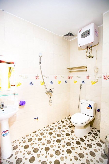 Khách Sạn Đồng Đen