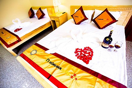 Khách Sạn Đồng Đen