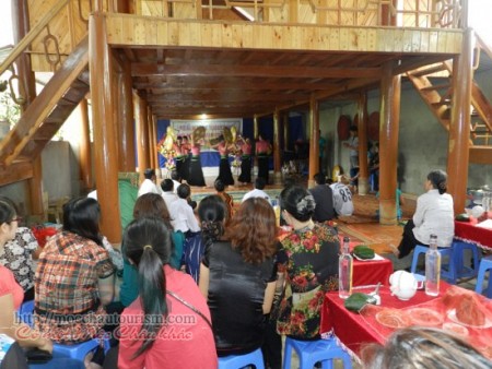 Nhà Sàn Hoa Ban Mộc Châu