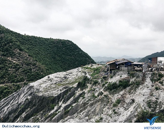 Ngỡ ngàng trước vẻ đẹp đèo đá trắng Thung Khe như trời Bắc Âu - Ảnh 7