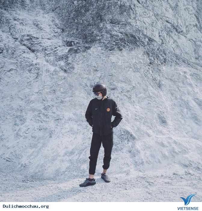 Ngỡ ngàng trước vẻ đẹp đèo đá trắng Thung Khe như trời Bắc Âu - Ảnh 1