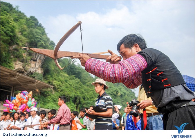 Tết độc lập người Mông - Mộc Châu có gì hấp dẫn - Ảnh 6 Tết độc lập người Mông - Mộc Châu có gì hấp dẫn - Ảnh 6