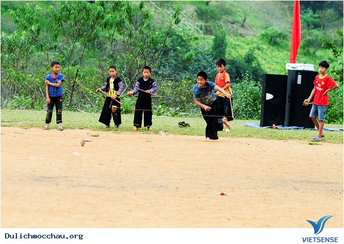 Tết độc lập người Mông - Mộc Châu có gì hấp dẫn - Ảnh 7 Tết độc lập người Mông - Mộc Châu có gì hấp dẫn - Ảnh 7