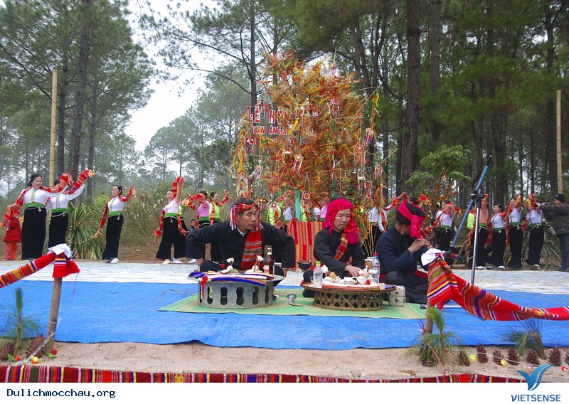 Hết Chá lễ hội Mộc Châu - Ảnh 2 Hết Chá lễ hội Mộc Châu - Ảnh 2