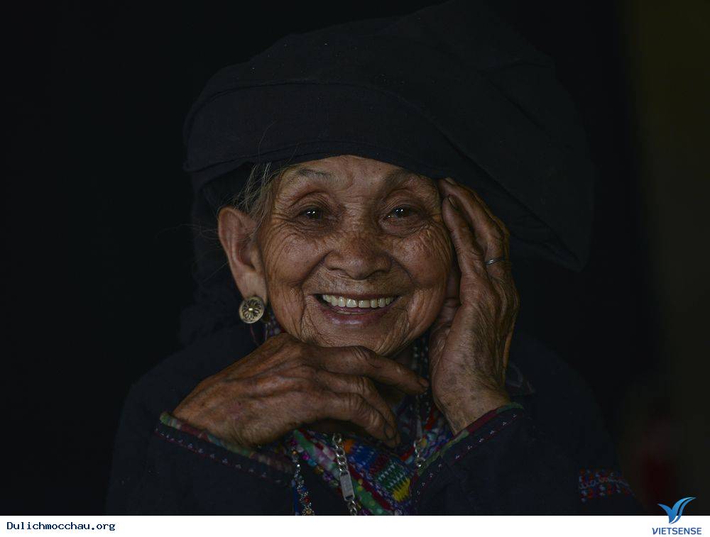 Ảnh hái chè tại Mộc Châu cực hot trên báo chí nước ngoài - Ảnh 6 Ảnh hái chè tại Mộc Châu cực hot trên báo chí nước ngoài - Ảnh 6