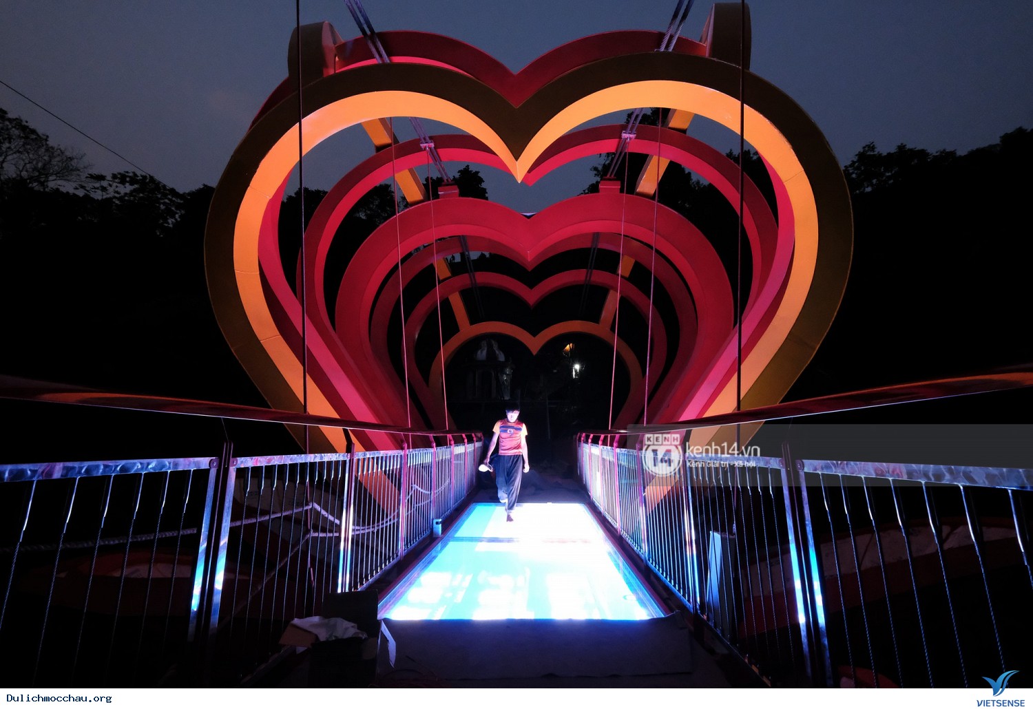 Cầu kính Mộc Châu, cầu tình yêu – địa điểm thăm quan mới cực hot - Ảnh 5