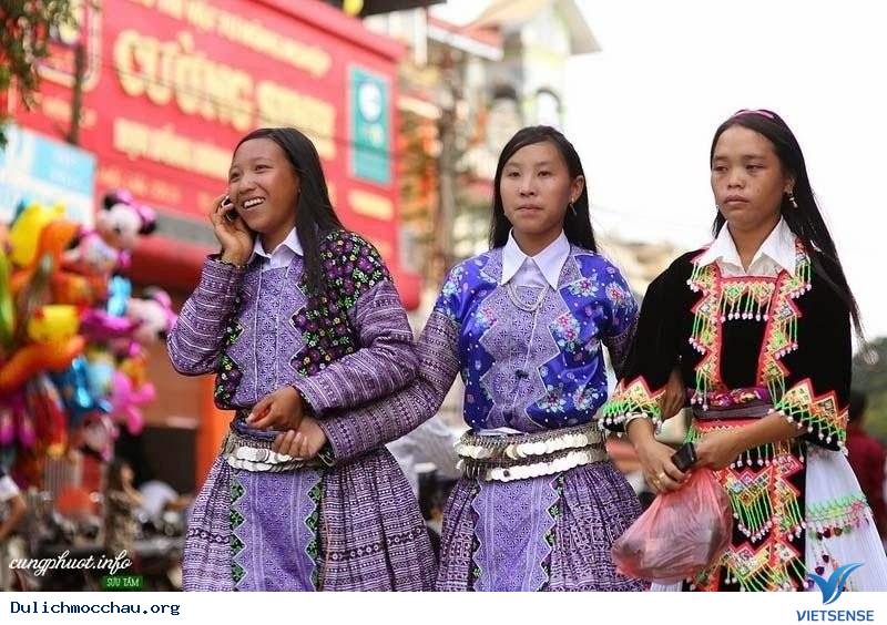 Tưng Bừng Lễ Hội Cùng Tết Độc Lập Người Mông - Ảnh 4