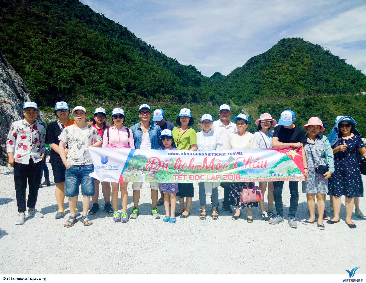 Hình Ảnh Đoàn chương trình Mai Châu - Mộc Châu Tết Độc Lập 2018 - Ảnh 4