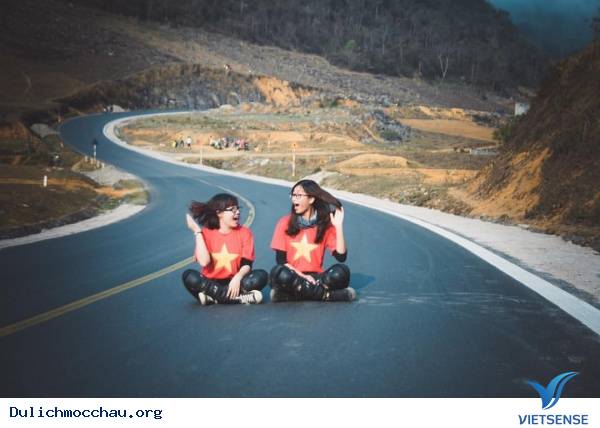 Muôn Kiểu Sống Ảo Trên Khắp Nẻo Mộc Châu - Ảnh 1 Muôn Kiểu Sống Ảo Trên Khắp Nẻo Mộc Châu - Ảnh 1