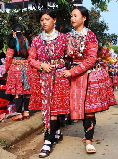 Chợ Tình Cao Nguyên Mộc Châu - Ảnh 1