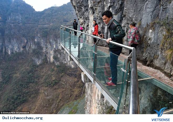 Thót Tim Với Những Cây Cầu Được Làm Bằng Kính Ở Trung Quốc - Ảnh 4