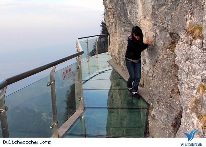 Thót Tim Với Những Cây Cầu Được Làm Bằng Kính Ở Trung Quốc - Ảnh 2