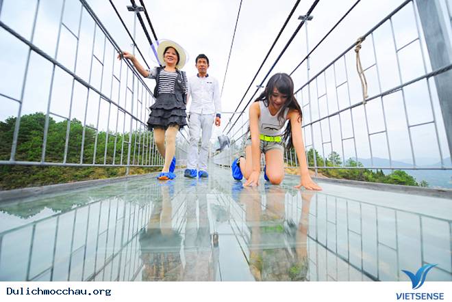 Thót Tim Với Những Cây Cầu Được Làm Bằng Kính Ở Trung Quốc - Ảnh 3