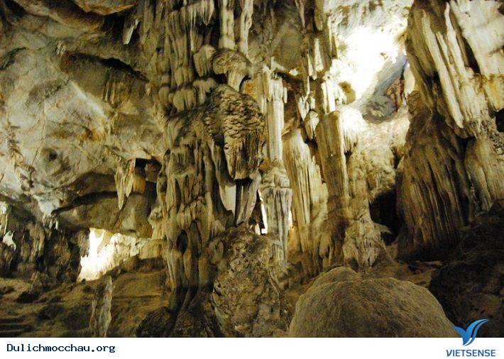 Trải nghiệm cung nhà trời Mộc Châu - Ảnh 2 Trải nghiệm cung nhà trời Mộc Châu - Ảnh 2