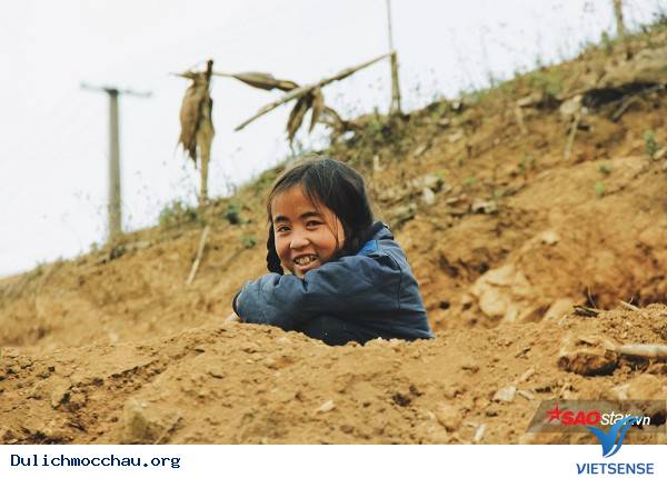 Trẻ Em Hồn Nhiên Vui Đùa Giữa Rừng Mận Trắng Mộc Châu - Ảnh 7