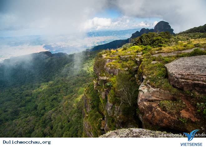 Vẻ Đẹp Hùng Vĩ Trên Đỉnh Pha Luông Ở Mộc Châu - Ảnh 9 Vẻ Đẹp Hùng Vĩ Trên Đỉnh Pha Luông Ở Mộc Châu - Ảnh 9